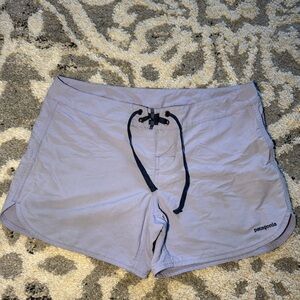 Patagonia Light Lavender Athletic Shorts with Black Drawstring